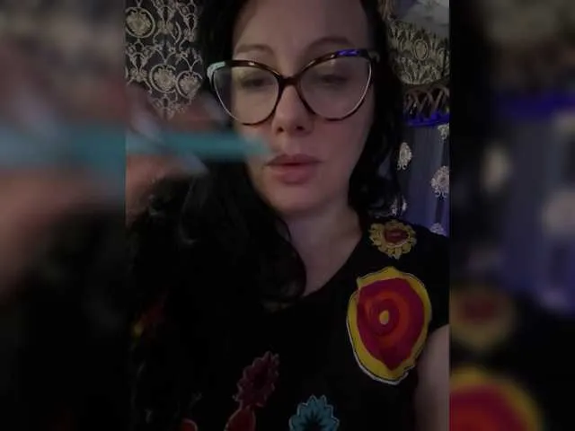 Live sex webcam photo for AnnaAnn #291913314