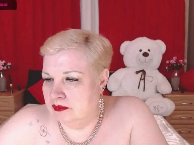 Live sex webcam photo for AnnaBain #272893579