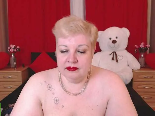 Live sex webcam photo for AnnaBain #273116629