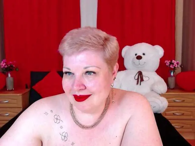 Live sex webcam photo for AnnaBain #273494333