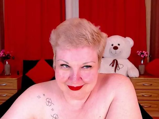 Live sex webcam photo for AnnaBain #273636409