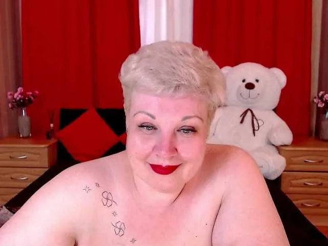 Live sex webcam photo for AnnaBain #274078041