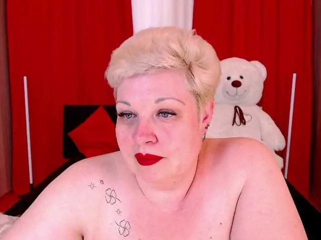Live sex webcam photo for AnnaBain #274236486