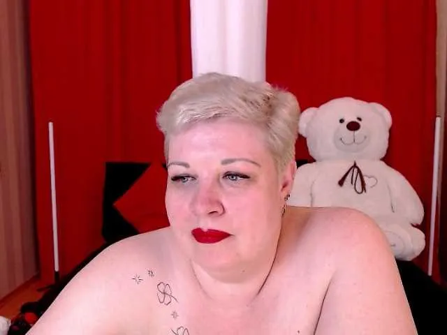 Live sex webcam photo for AnnaBain #274307209