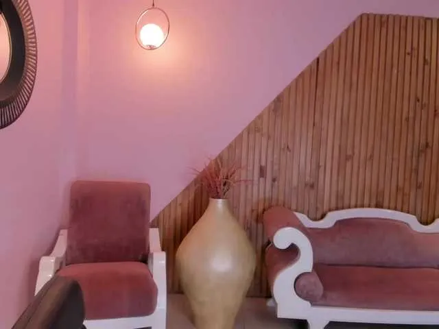 Live sex webcam photo for AnnaBrooks #277162440