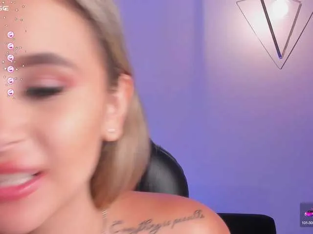 Live sex webcam photo for AnnaBrooks #277611928