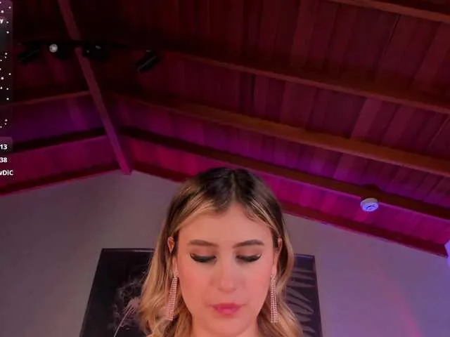 Live sex webcam photo for AnnaBrooks #292231663