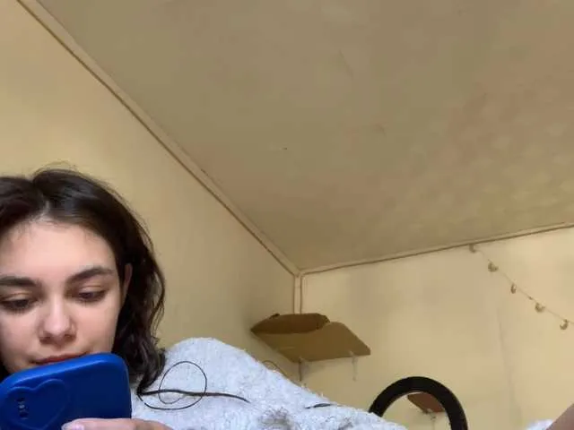 Live sex webcam photo for AnnaCow #273270955