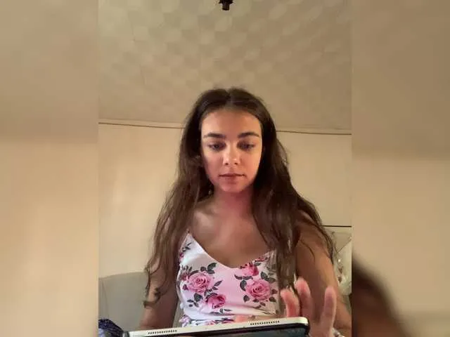 Live sex webcam photo for AnnaCow #274020712