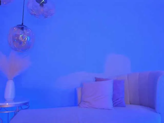 Live sex webcam photo for AnnaCrawford #276272625