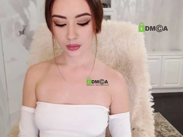 Live sex webcam photo for AnnaDaisy1 #272336167