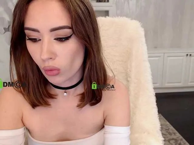 Live sex webcam photo for AnnaDaisy1 #273155397