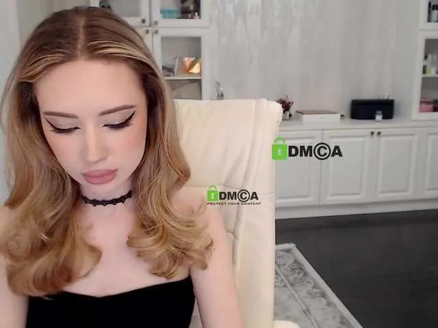 Live sex webcam photo for AnnaDaisy1 #275623523