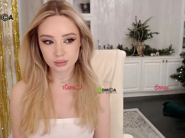 Live sex webcam photo for AnnaDaisy1 #277074681