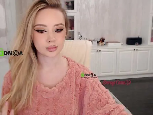 Live sex webcam photo for AnnaDaisy1 #277184203