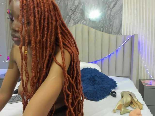 Live sex webcam photo for AnnaDolce #278103160