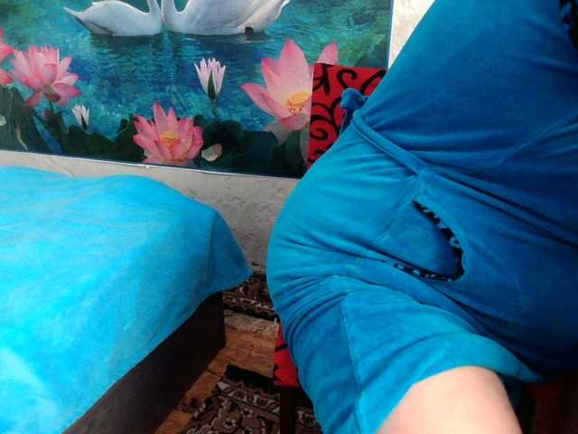 Live sex webcam photo for AnnaGoldXx #290438722