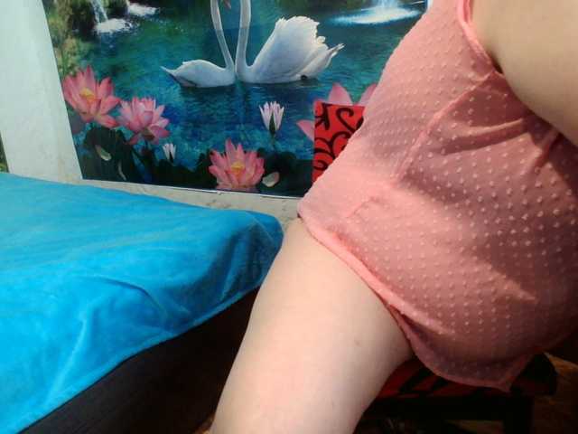 Live sex webcam photo for AnnaGoldXx #290459032