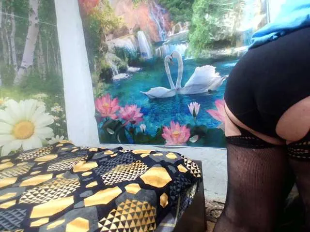 Live sex webcam photo for AnnaGoldXx #293554088