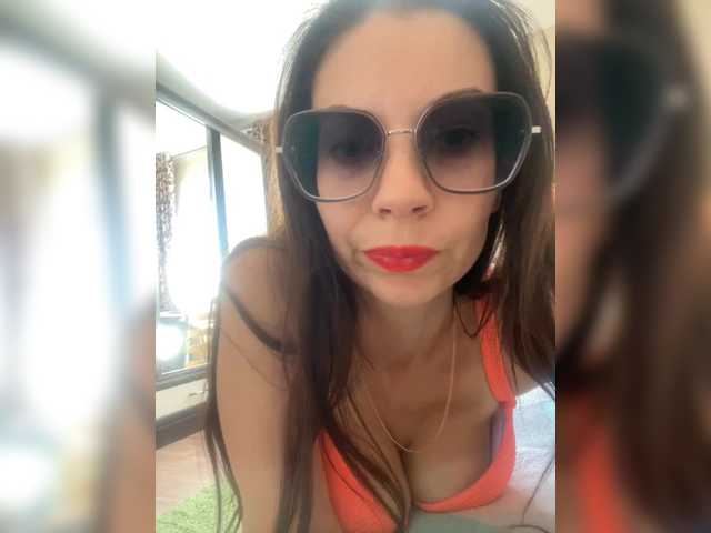 Live sex webcam photo for AnnaHom #278292471