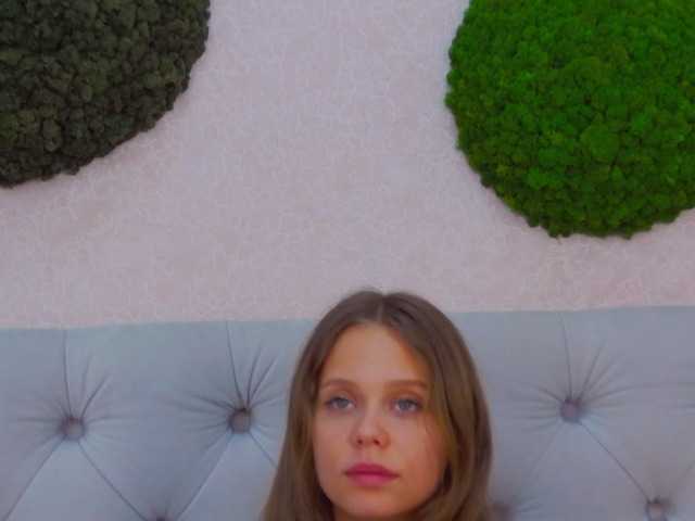 Live sex webcam photo for AnnaJonnson #276041986