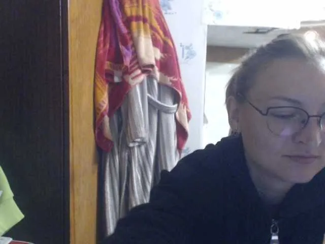 Live sex webcam photo for AnnaPraga #276097837