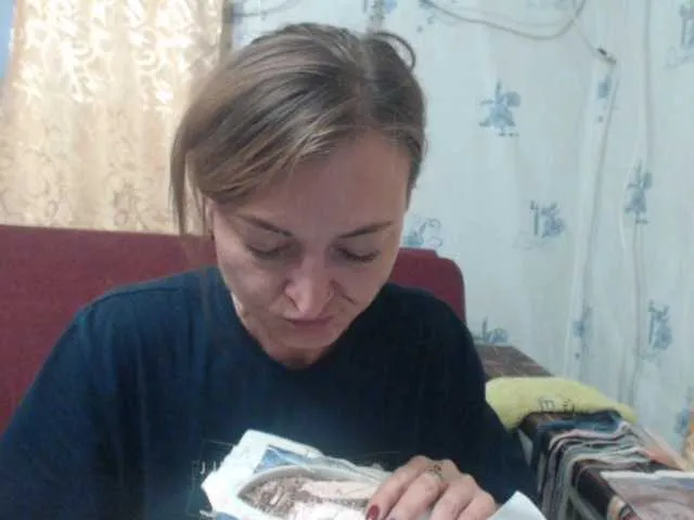 Live sex webcam photo for AnnaPraga #276452189