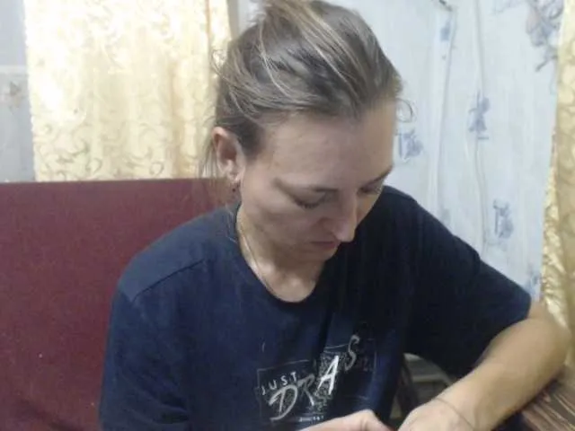 Live sex webcam photo for AnnaPraga #276507791