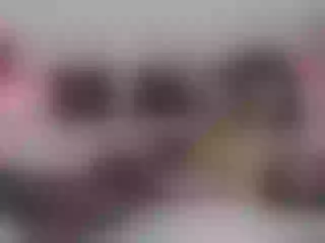 Live sex webcam photo for AnnaRos #290441295