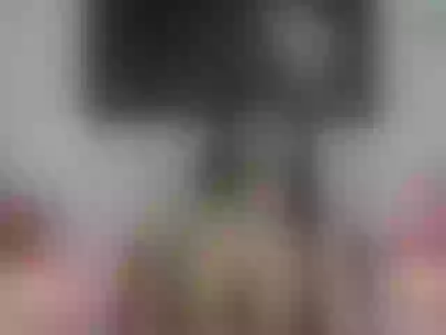 Live sex webcam photo for AnnaRos #292056871