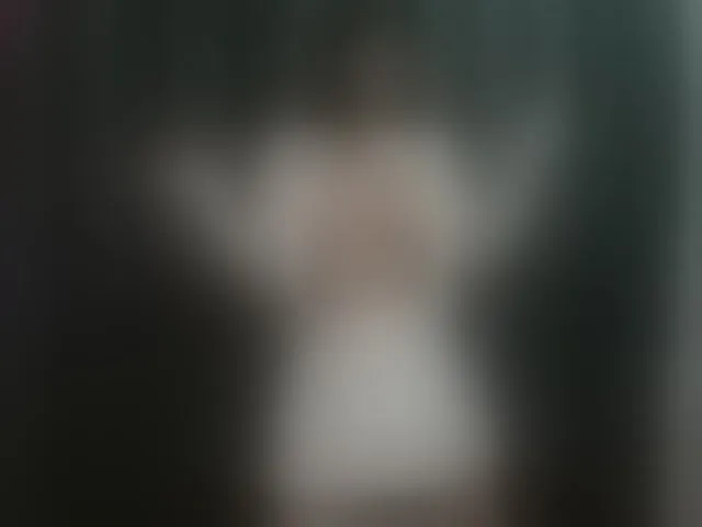 Live sex webcam photo for AnnaRos #293465723