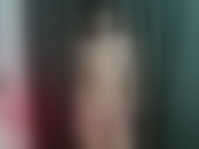 Live sex webcam photo for AnnaRos #294143193