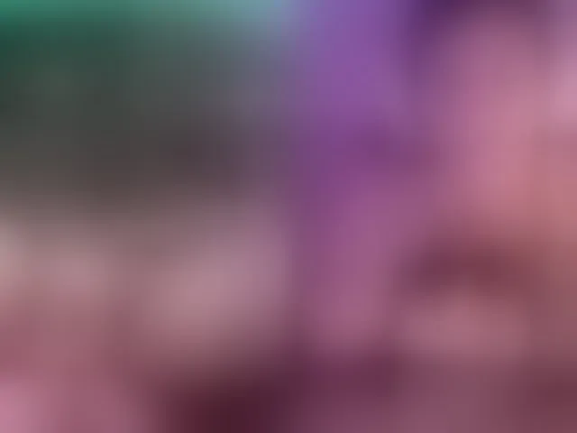 Live sex webcam photo for AnnaRoth #277296399