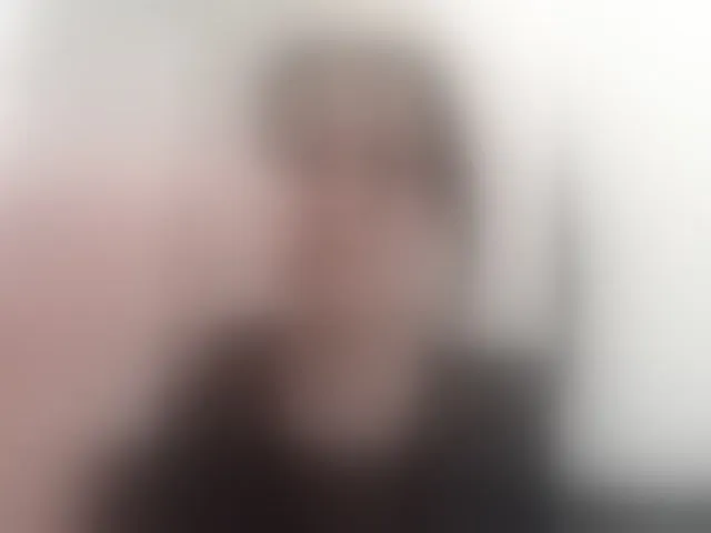 Live sex webcam photo for AnnaVictoriaa #292467913