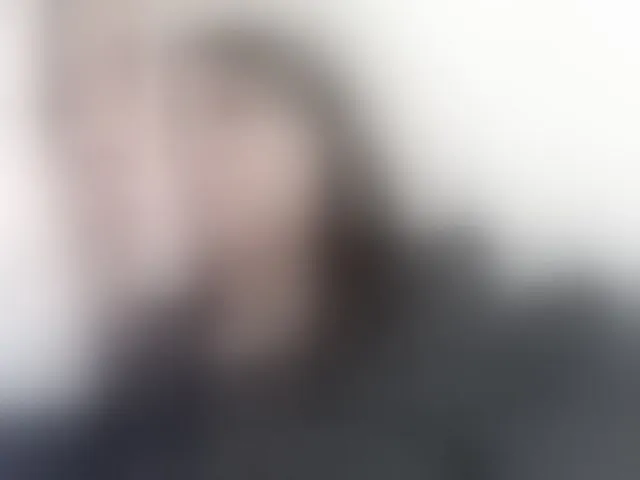 Live sex webcam photo for AnnaVictoriaa #292537767