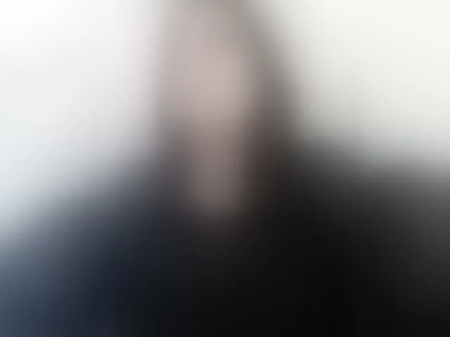 Live sex webcam photo for AnnaVictoriaa #292599127