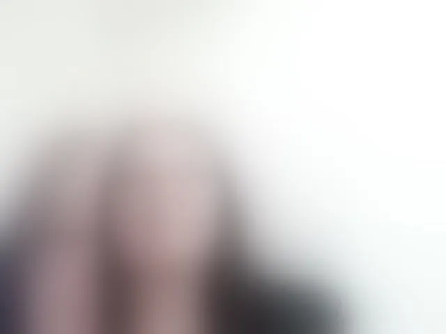 Live sex webcam photo for AnnaVictoriaa #293131806