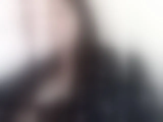 Live sex webcam photo for AnnaVictoriaa #293820183