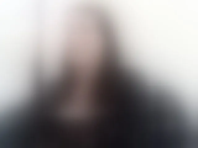Live sex webcam photo for AnnaVictoriaa #293850501