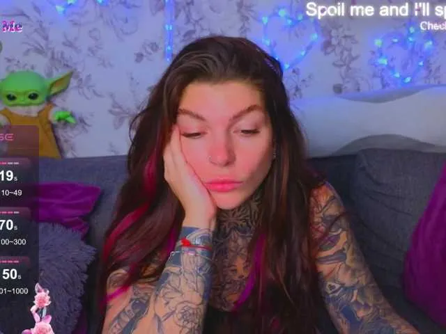 Live sex webcam photo for AnnaXXMeow #277816301