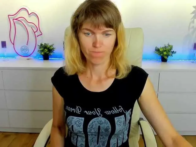 Live sex webcam photo for Annabel-xxx #274448048