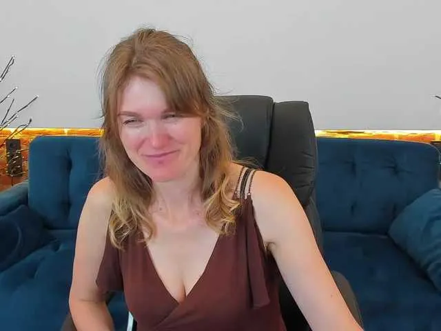 Live sex webcam photo for Annabel-xxx #276354068