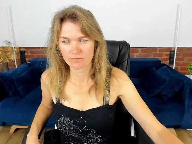 Live sex webcam photo for Annabel-xxx #291953327