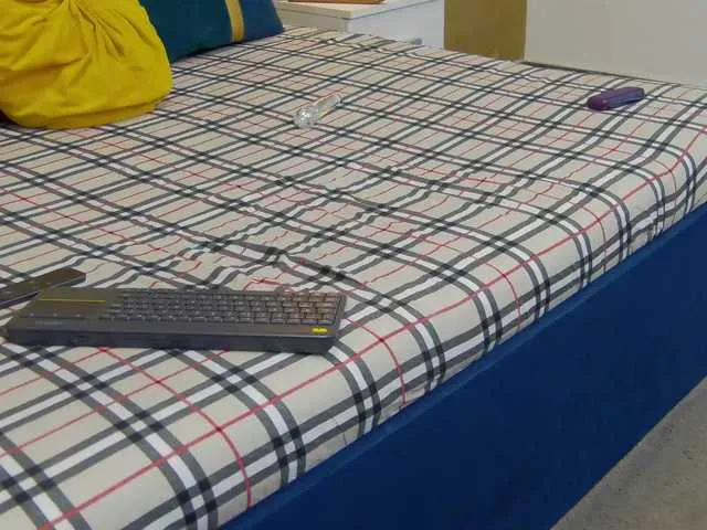 Live sex webcam photo for AnnabelleRise #290648608