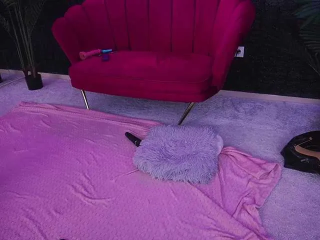 Live sex webcam photo for AnnabelleRise #291749625