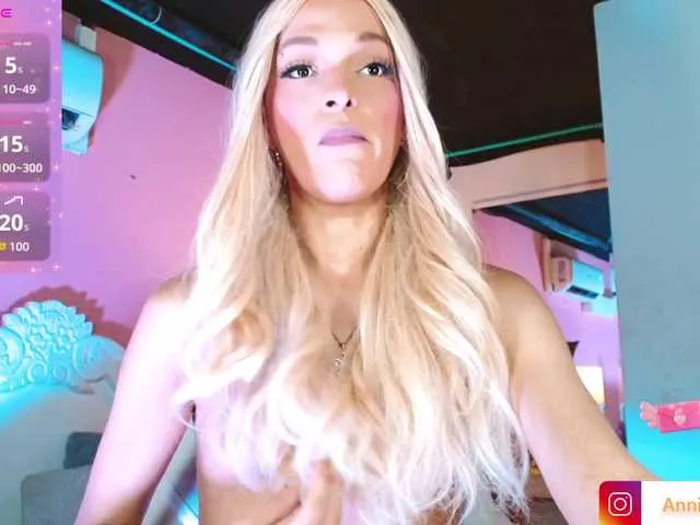 Live sex webcam photo for AnnabelleVillareal #292529415