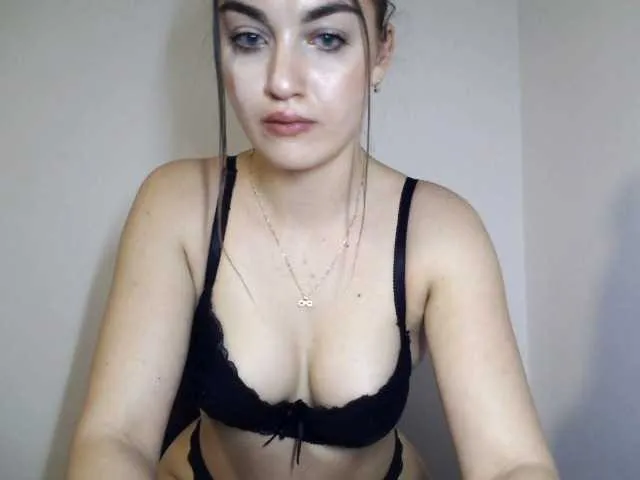 Live sex webcam photo for Annais-Karina #277696857