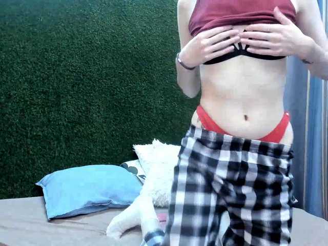 Live sex webcam photo for Annalosiou #274592469