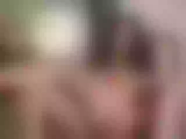 Live sex webcam photo for Annareylee #276808390