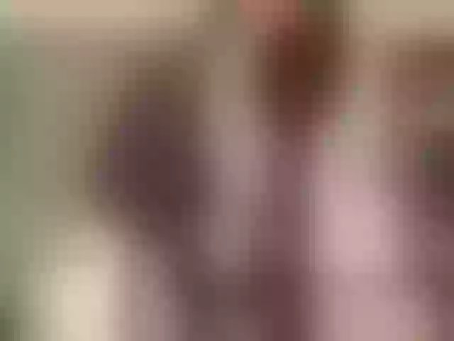 Live sex webcam photo for Annareylee #276905395